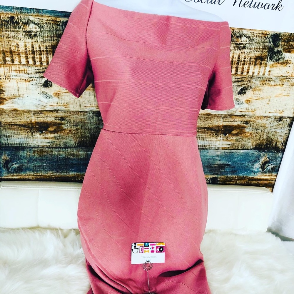 Fitted dress